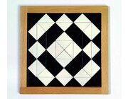 Magisches Mosaik schwarz-wei�, geometrisches Puzzlespiel