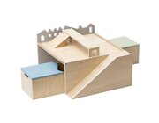 Bodenspieltisch mit Sitzb�nken