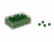 Kunststoffdose mit 100 gr�nen Perlen