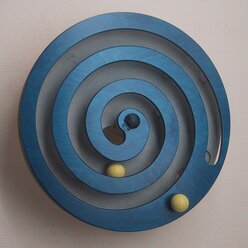 Wandspiel Kugel-Spirale blau, ab 3 Jahre