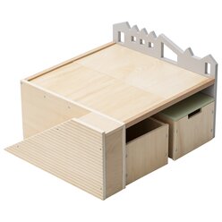 Bodenspieltisch mit Sitzbnken