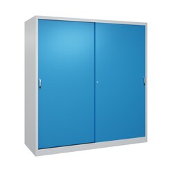 C+P Sportgerteschrank, 1950x1900x600mm, Korpus RAL 7035 Lichtgrau, Front RAL 5012 Lichtblau