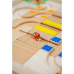 Murmel-Code, Lernspiel in Holzkiste