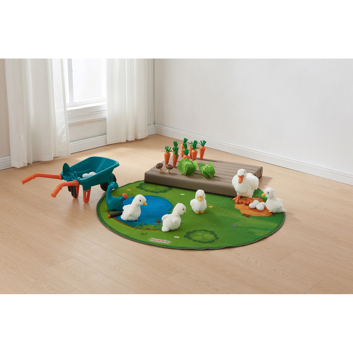 Softes Ackerland Spielacker, 80 x 60 cm, 8 Reihen mit Pflanzschlitzen, ab 3 Jahre