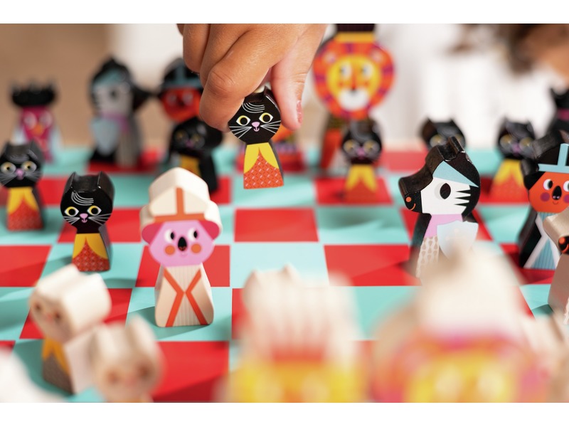 Erstes Schachspiel aus Holz mit Spielbrett und 32 Figuren, ab 6 Jahren