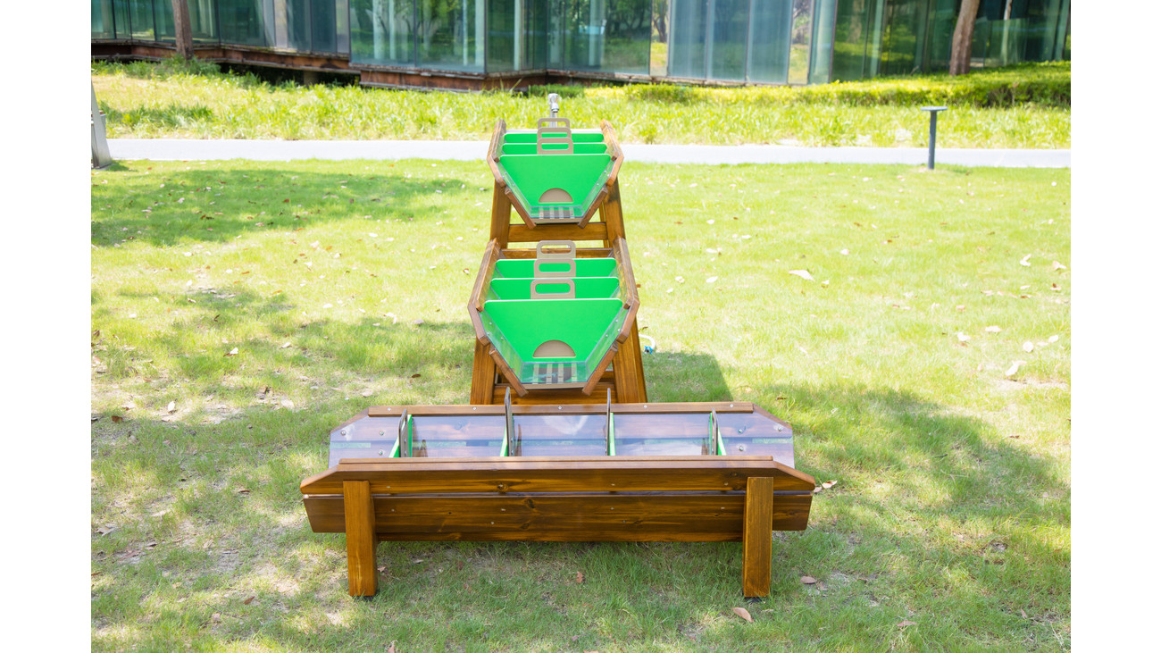Matschanlage, Große Spielstraße für Wasser mit Schleusen und drei Ebenen, Outdoor