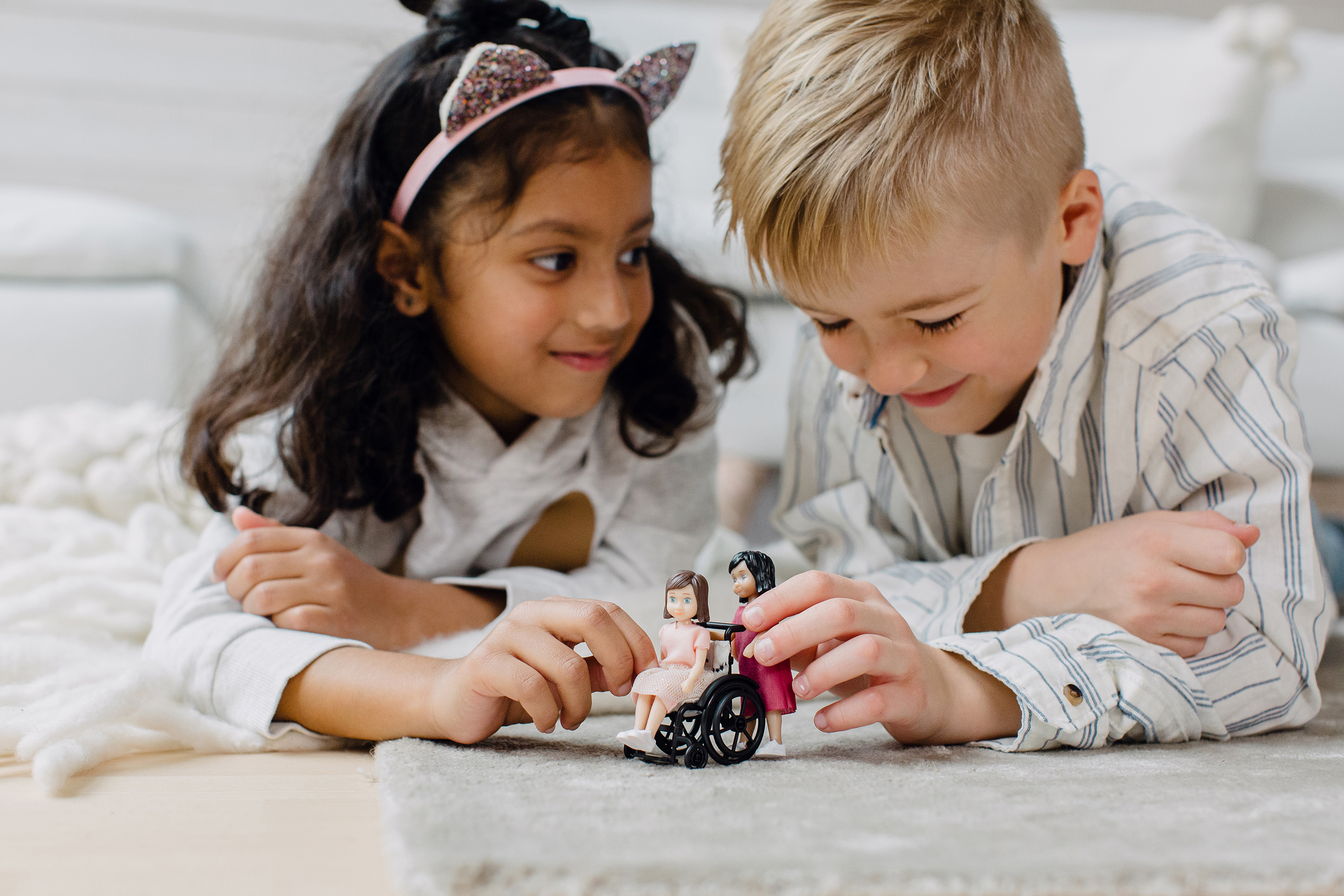 Puppenset MICKI Lundby Kindergarten, 15 Teile, Maßstab 1:18