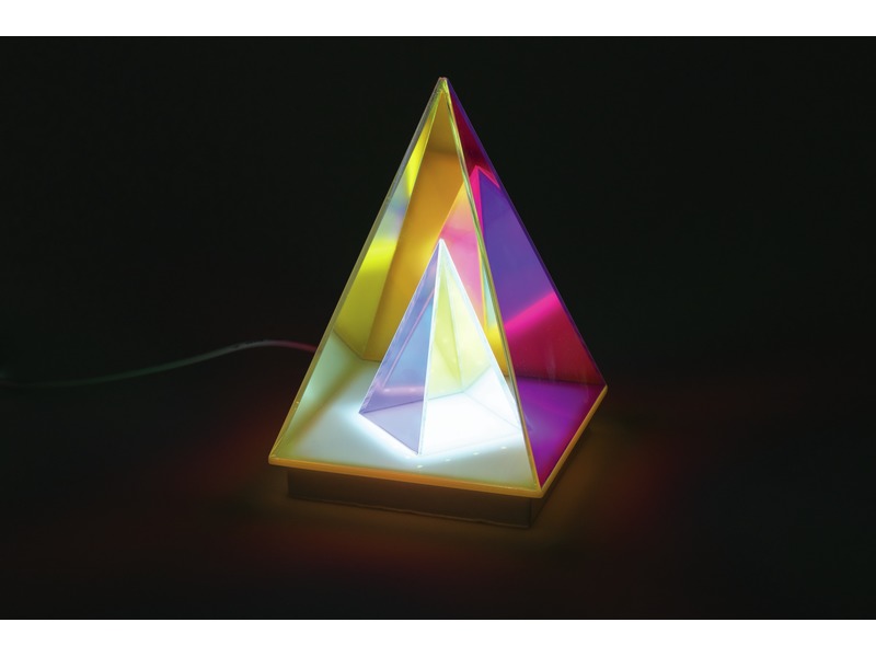 3D-Lichtpyramide mit optischer Illusion, ab 3 Jahren