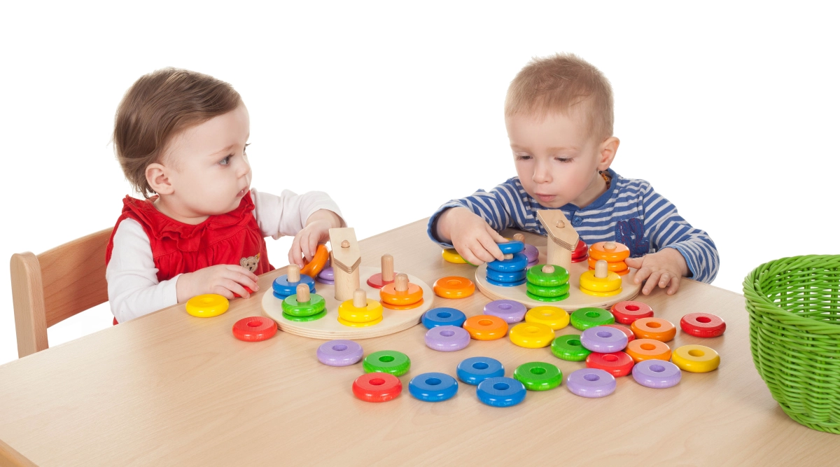 Zeiger-Steckspiel-Set - aus Holz, Motorikspielzeug, ab 18 Monaten