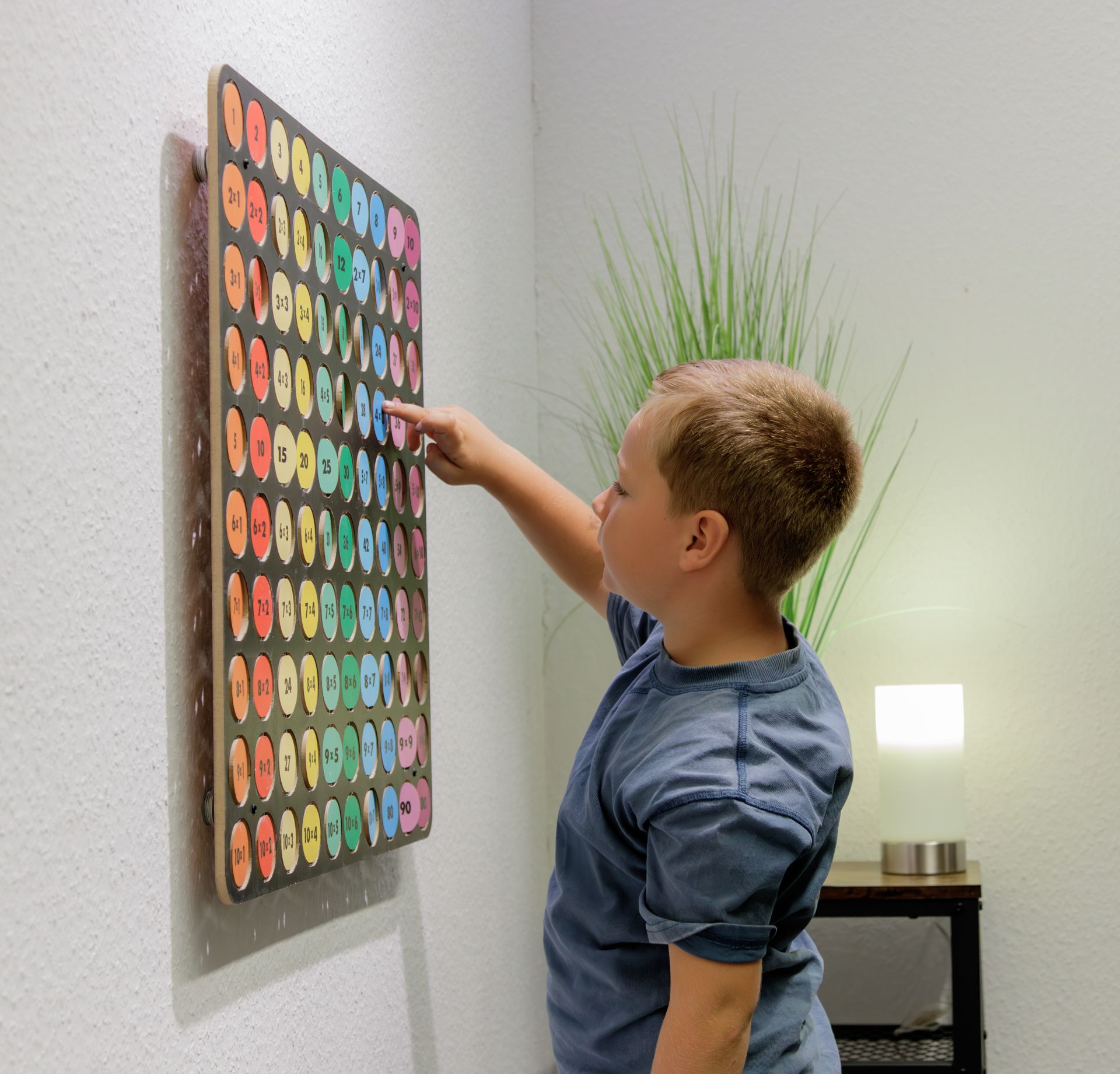 Wandelement 1 x 1, Lernspiel für das Einmaleins, MDF, 59 x 59 cm