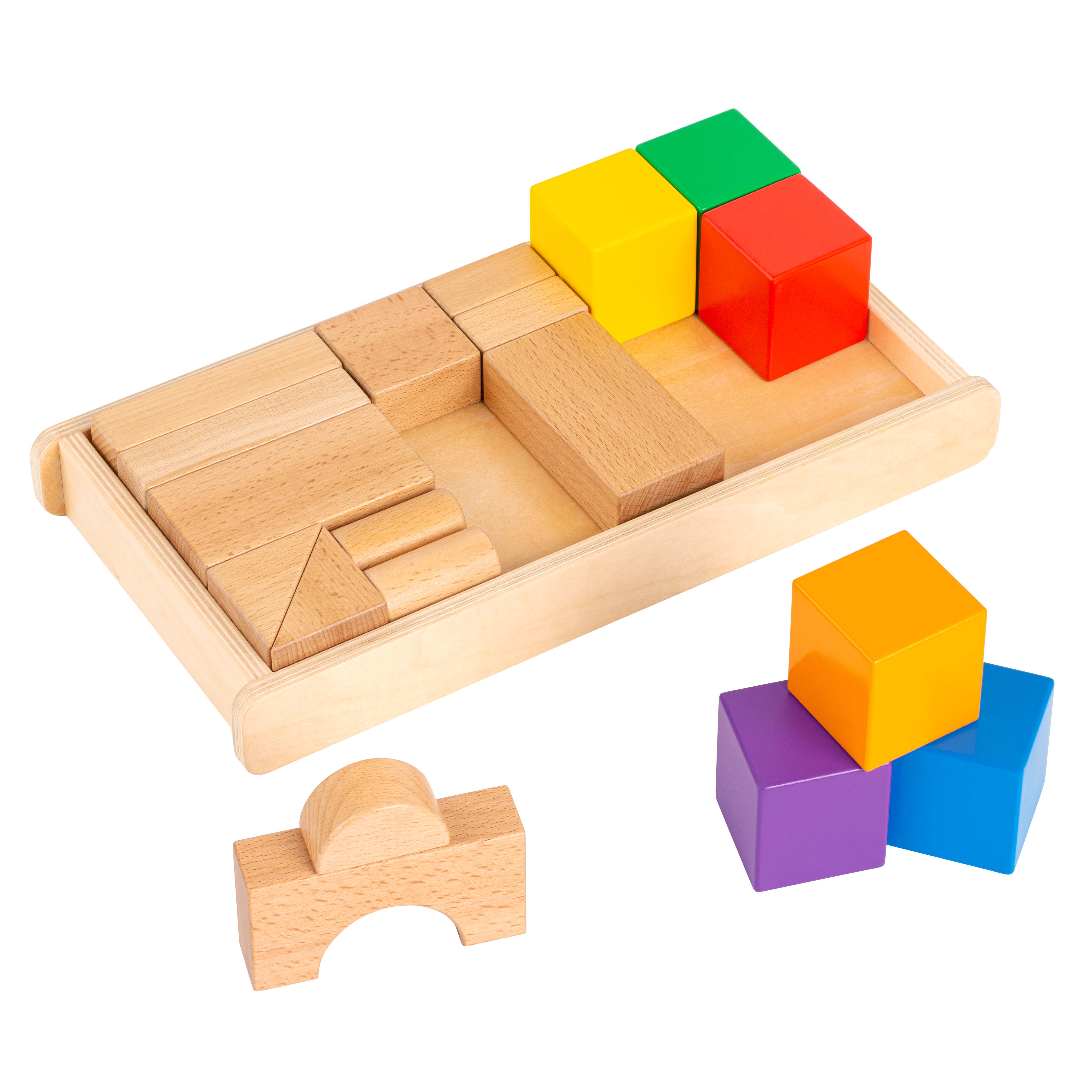 Bauen mit Bausteinen aus Holz – erste Bauklötze, 4-7 Monate