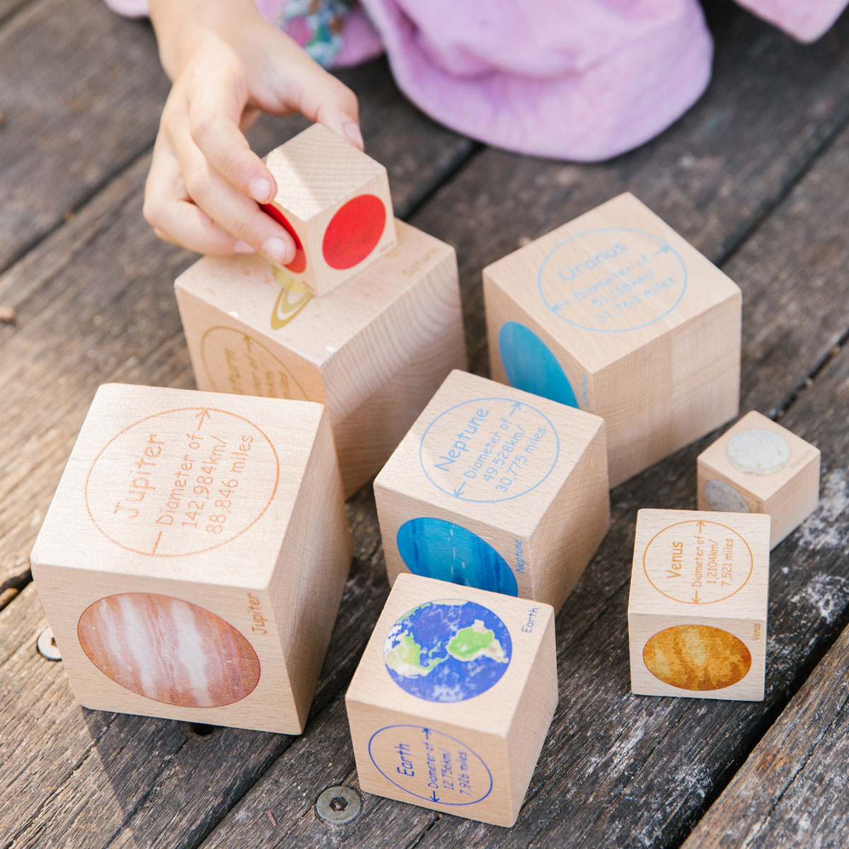 Holzbausteine-Set, Planeten, englisch, 8-teilig