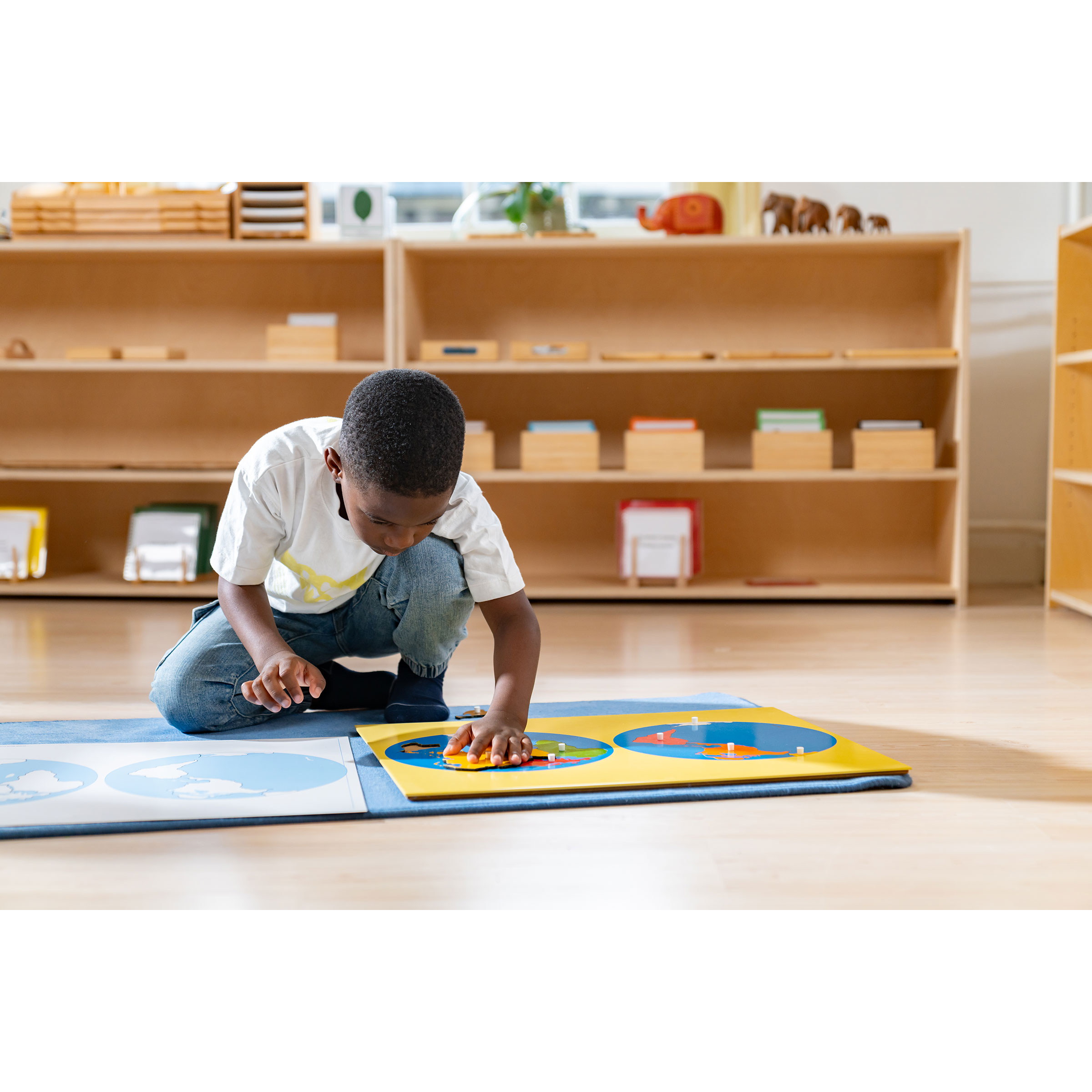 Puzzlekarte Erdteile - Montessori Geographie