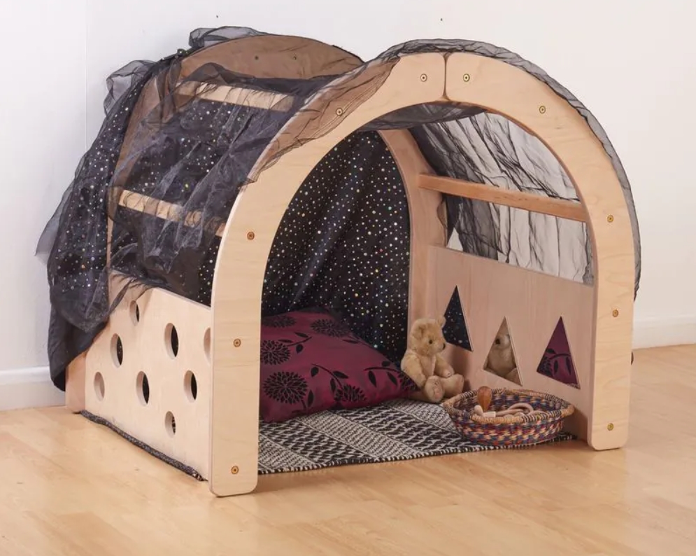 Spielbogen und Kuschelhöhle, Indoor, aus Holz