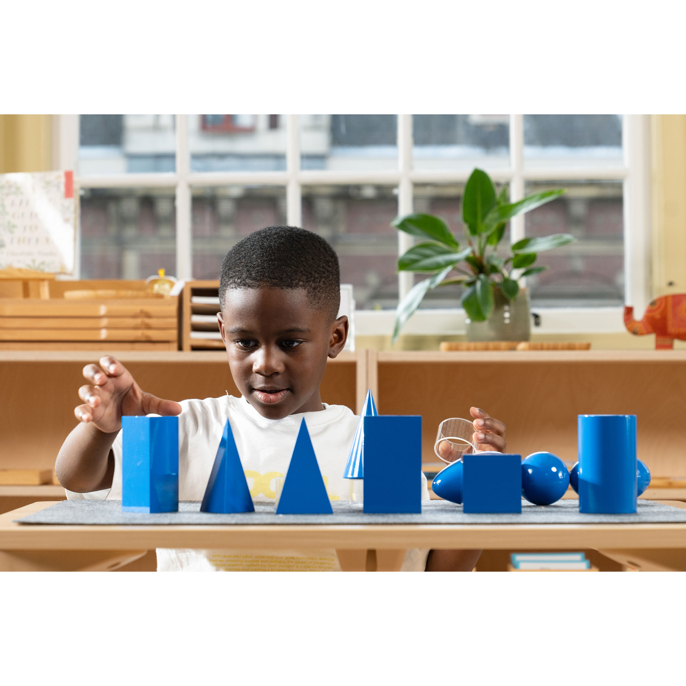 Geometrische Körper - Montessori Sinnesmaterial