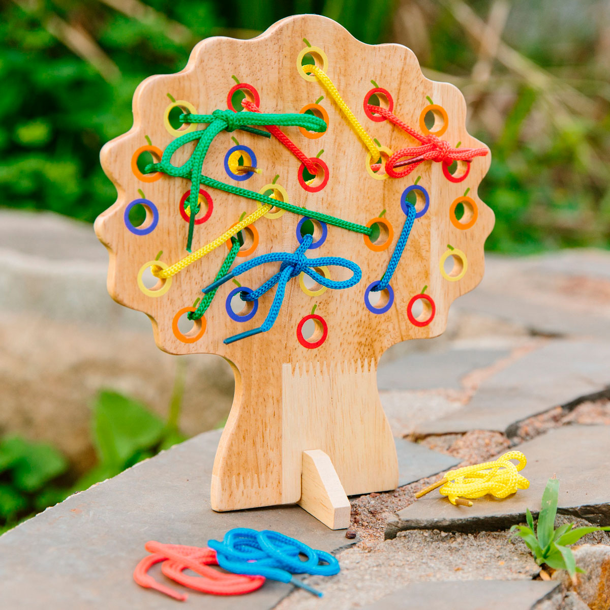Fädelspiel, Baum, 9-teilig, aus Holz