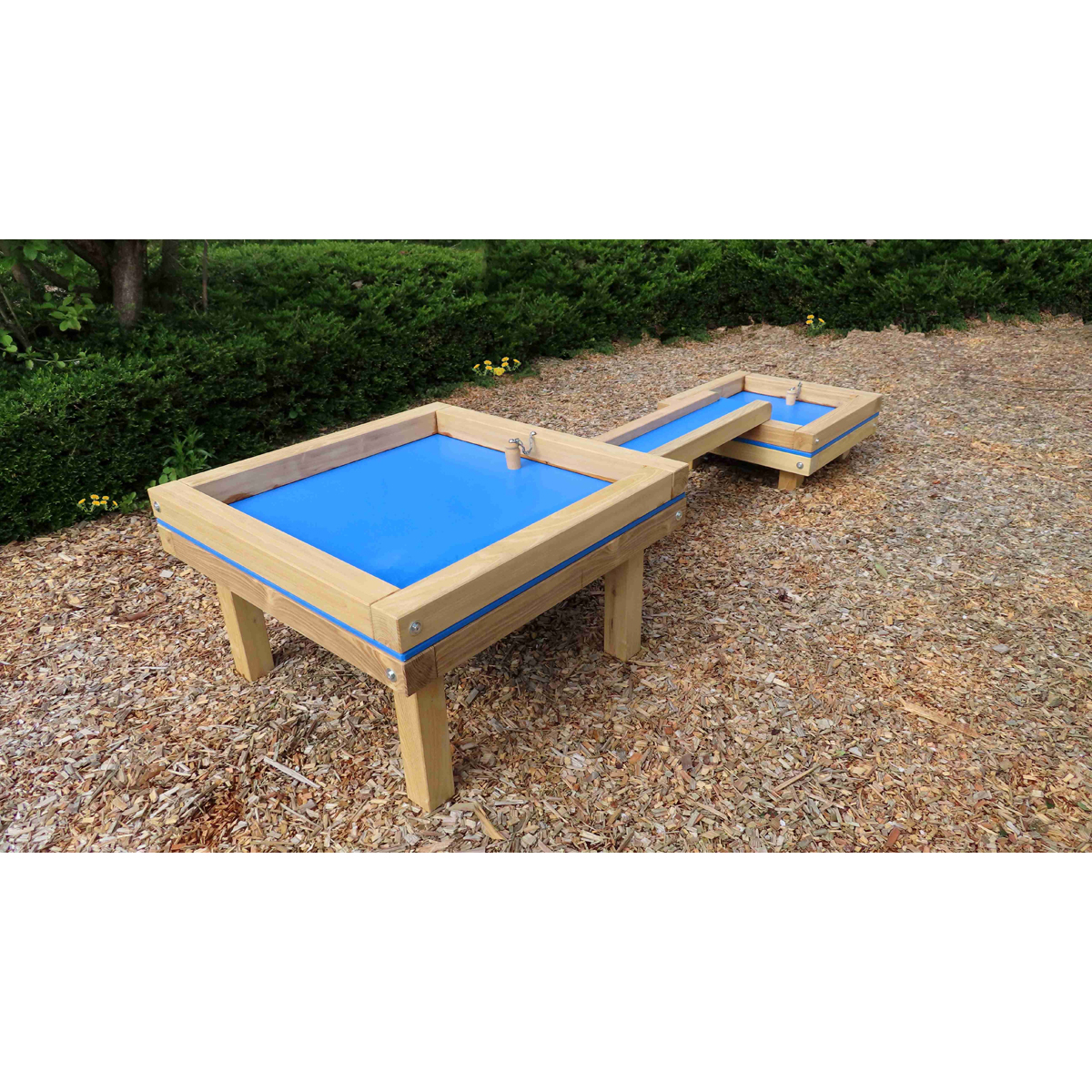 Matschtisch Kombi mit PE Boden, Tische 100 x 100 x 60 und 74 x 74 x 33 cm, ab 3 Jahre