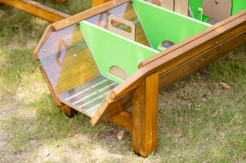 Matschanlage, Große Spielstraße für Wasser mit Schleusen und drei Ebenen, Outdoor