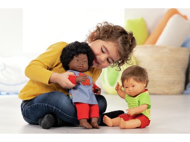 Puppe Chloé mit Downsyndrom, 38 cm, Inklusion und Vielfalt, ab 10 Monaten