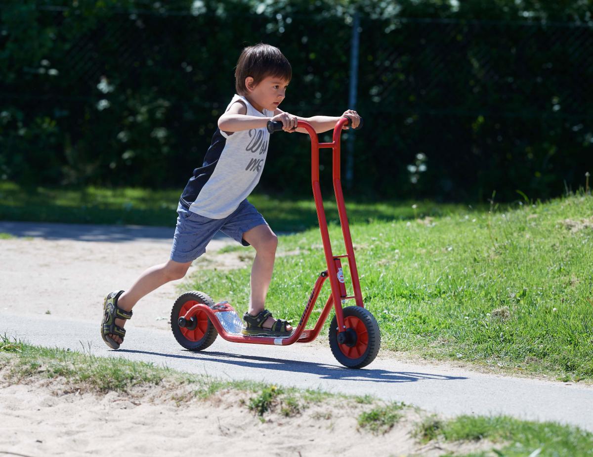 Winther Roller groß (86 cm), rot, 6-10 Jahre, VIKING Kinderfahrzeug