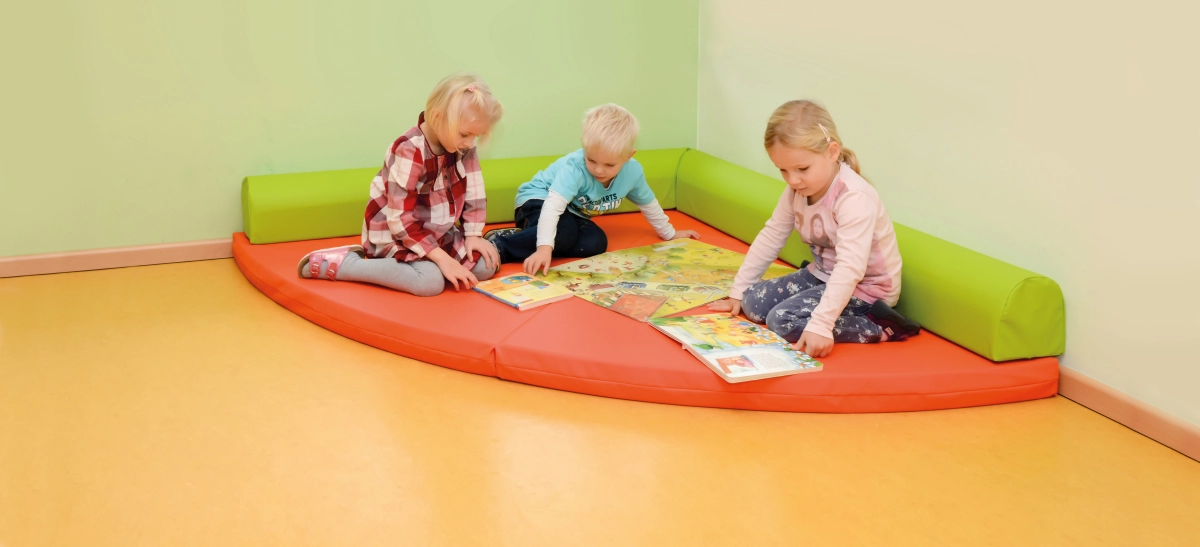 Bodenpolster Viertelkreis klappbar, rot, Stoff, Kindergarten, SL 160 cm