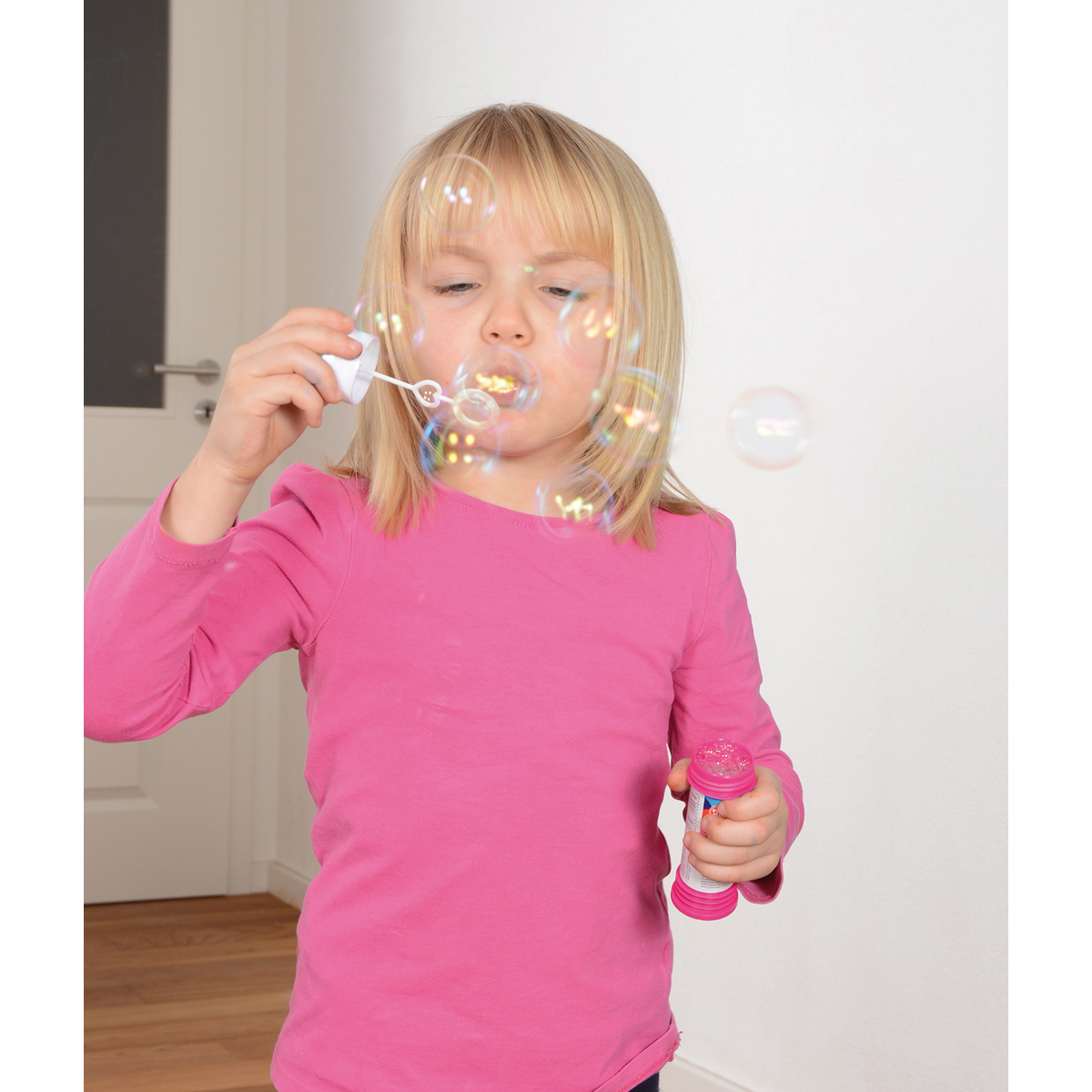 Seifenblasen 24er Set, 59 ml Fläschchen, Schraubverschluss mit Geduldsspiel