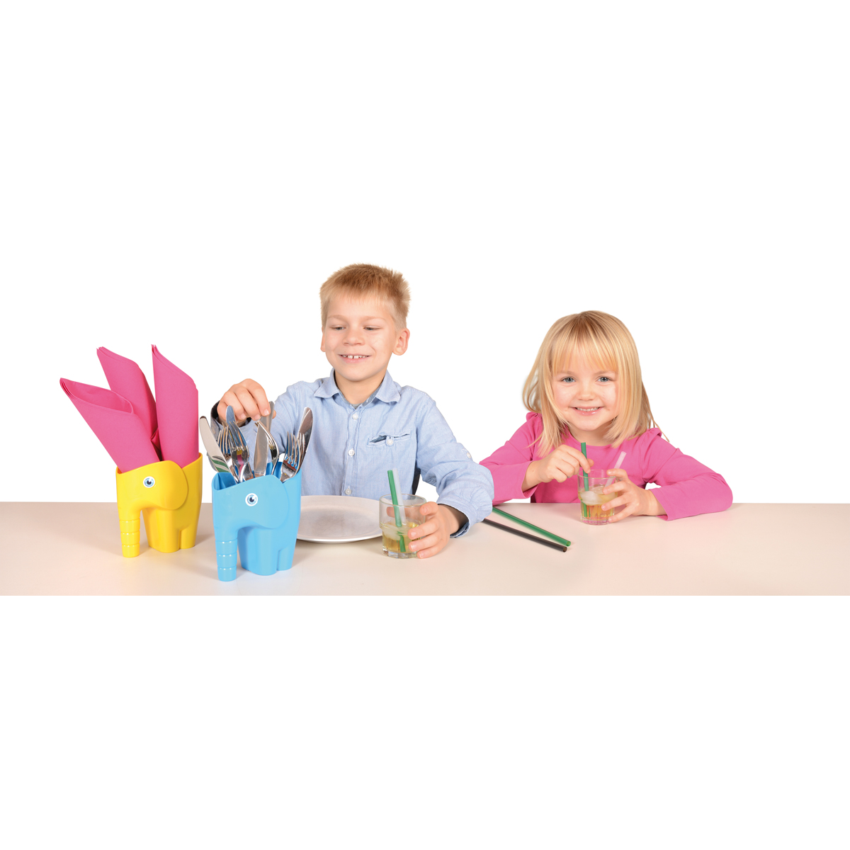 Elefantenschaufel 4er Set, Sand und Wasser, stapelbar, Farben, ab 1 Jahr