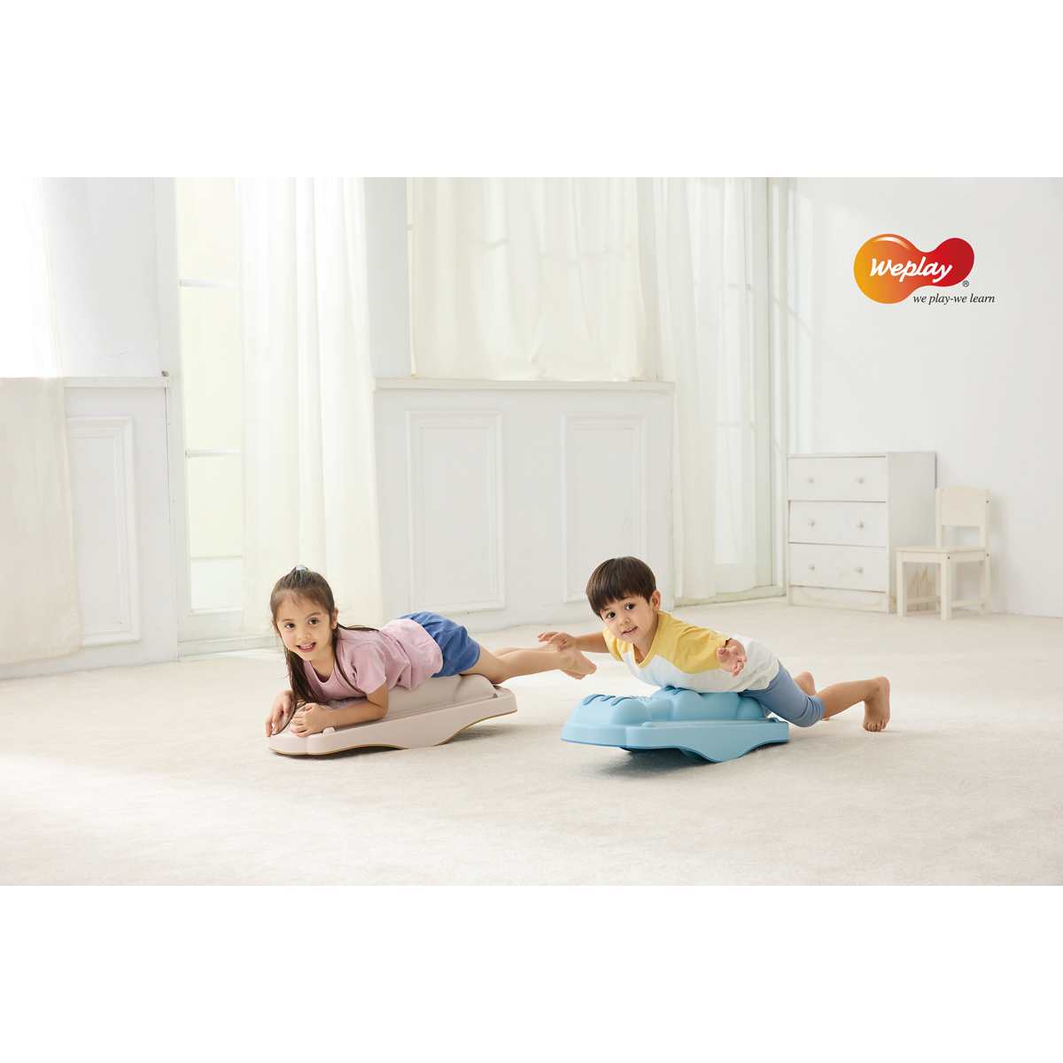 Seesaw Wippbretter 2er Set mit Rainstick Klang, strukturierte Oberfläche, ab 3 Jahre