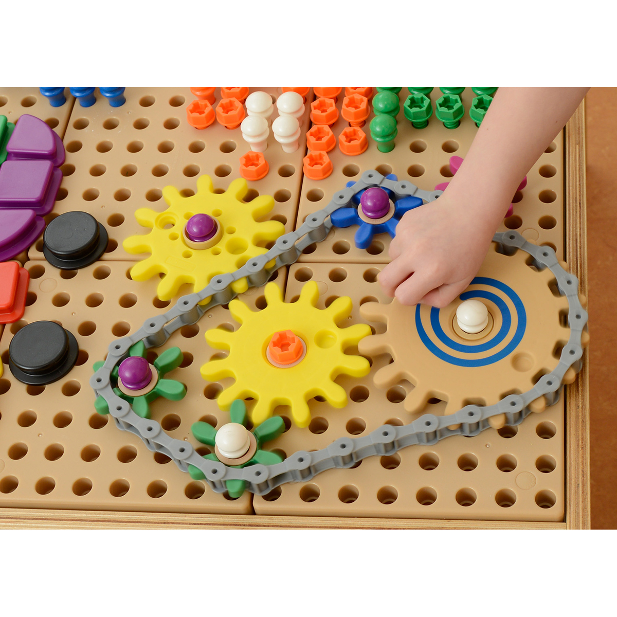 STEM Wand Zubehör Set, 128 Stecker, Schrauben, Zahnräder und Handwerkzeug, ab 3 Jahre