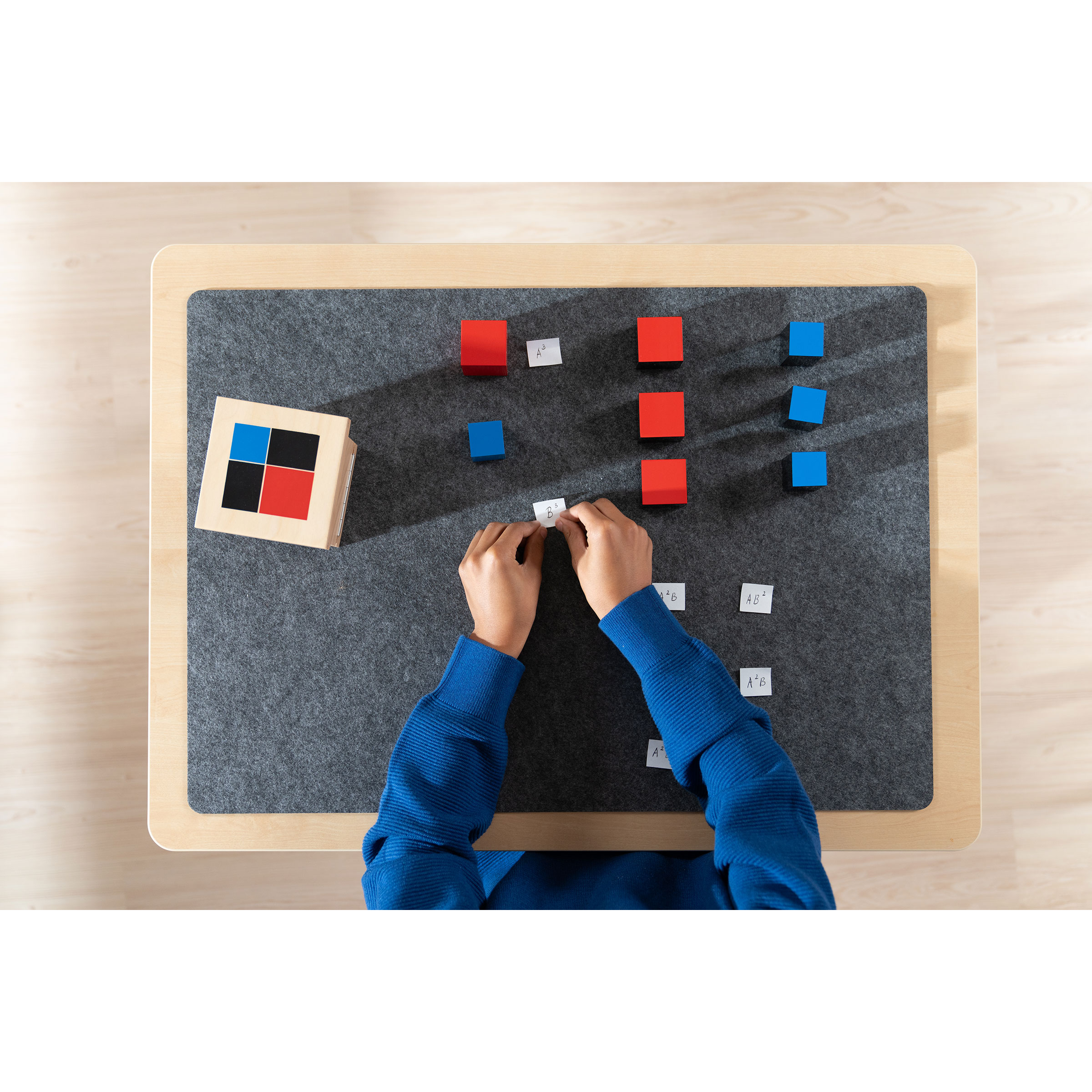 Binomischer Kubus - Montessori Mathematik