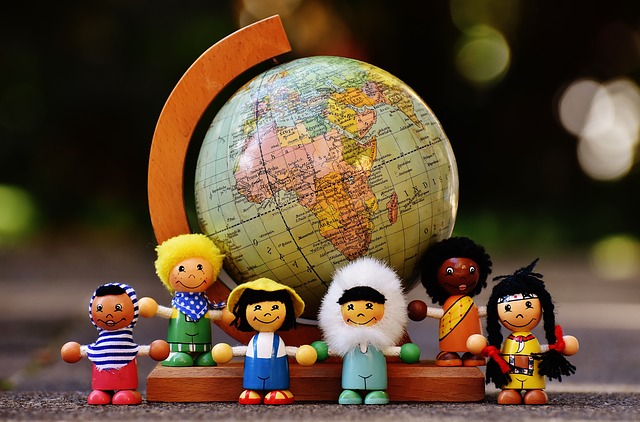Figuren aus aller Welt