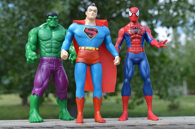 spielfiguren superhelden