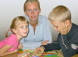 Alexandra Glawleschkoff mit den Kindern Luisa und Julian