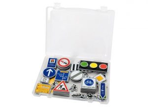 Magnetischer Verkehrszeichen-Satz im Koffer