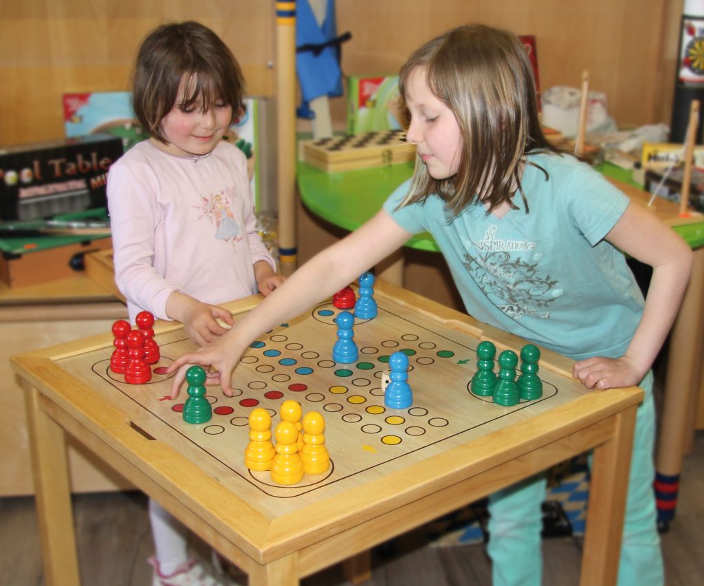 Bartl Spieltisch Ludo Schach