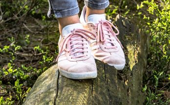 Füße balancieren - Balance bei Kindern.